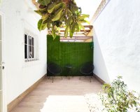 Resale - Town House -
Playa Flamenca - Costa Blanca