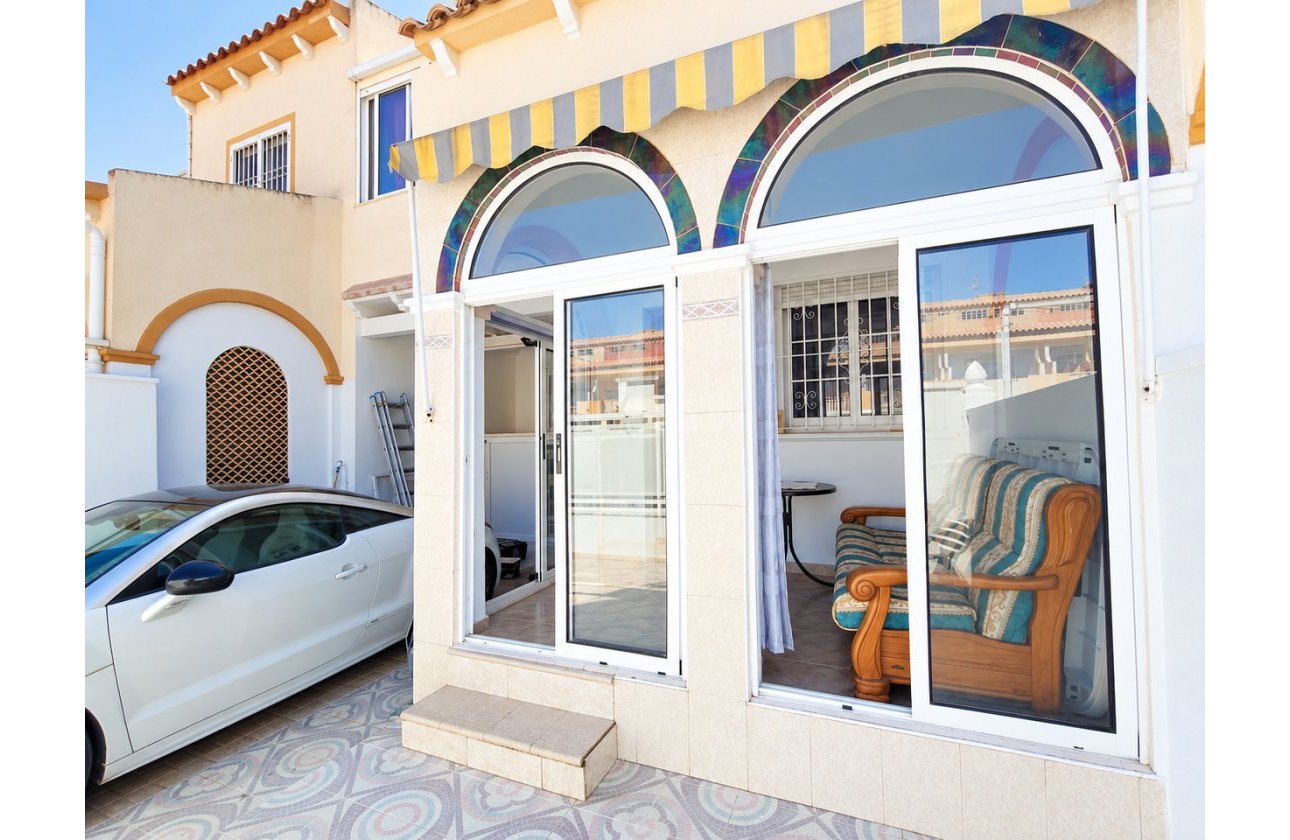 Resale - Town House -
Playa Flamenca - Costa Blanca