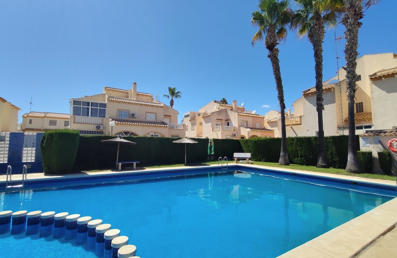 Resale - Town House -
Playa Flamenca - Costa Blanca