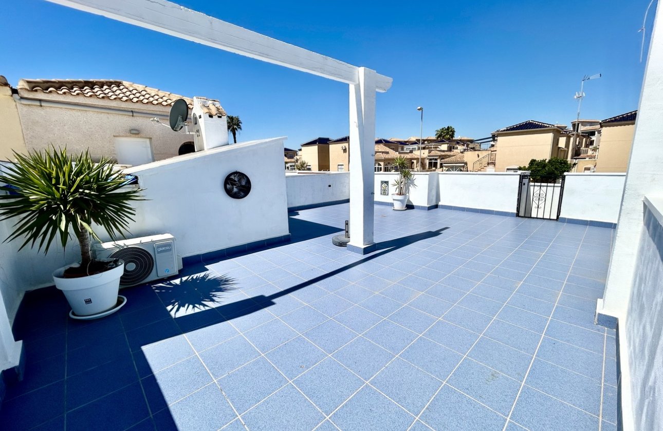 Resale - Town House -
Punta Prima - Costa Blanca