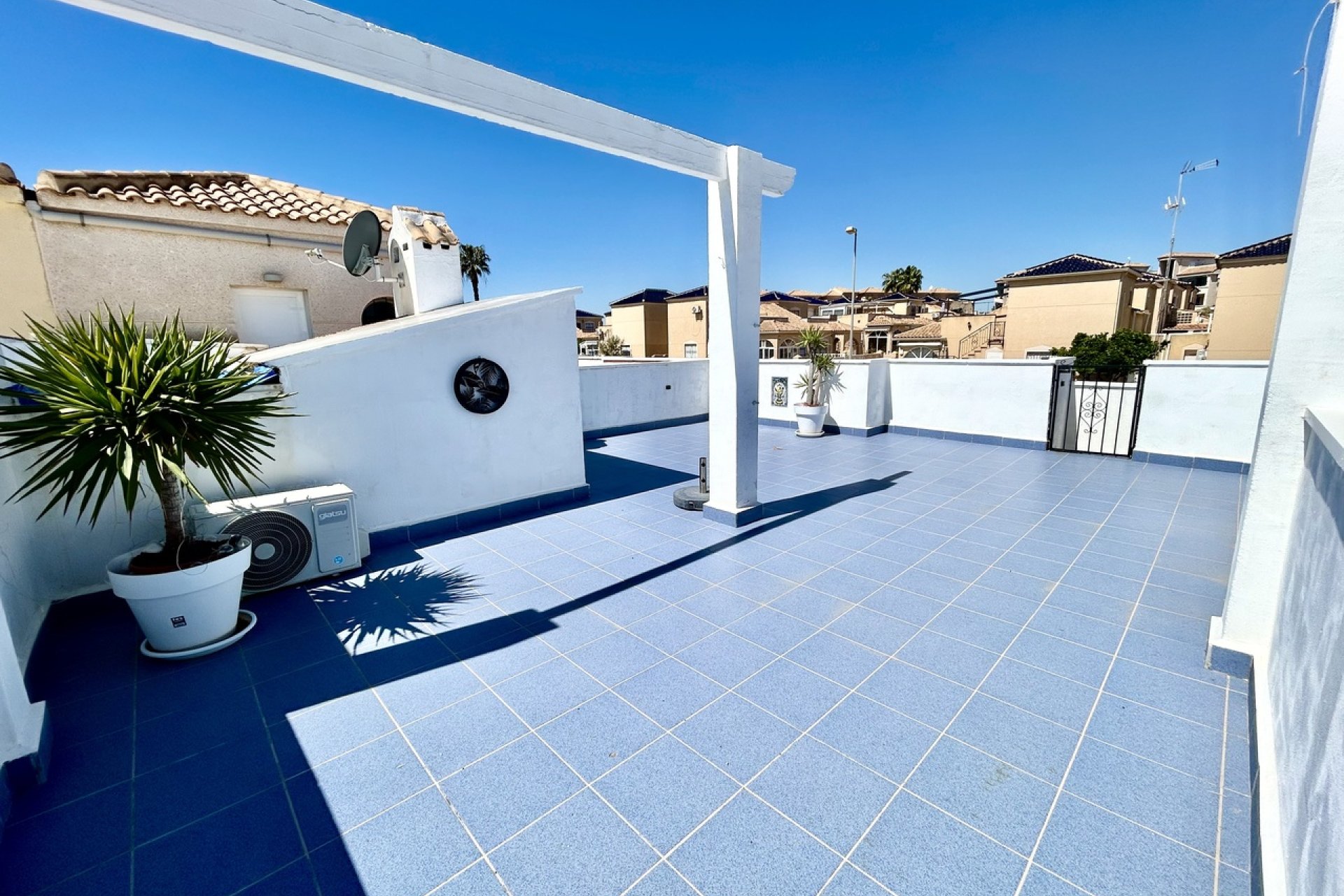 Resale - Town House -
Punta Prima - Costa Blanca