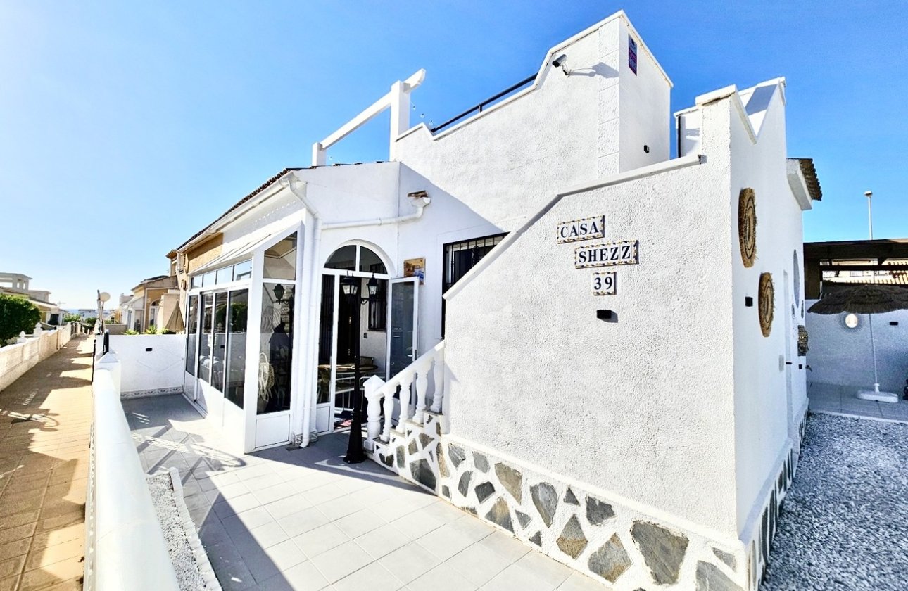 Resale - Town House -
Punta Prima - Costa Blanca