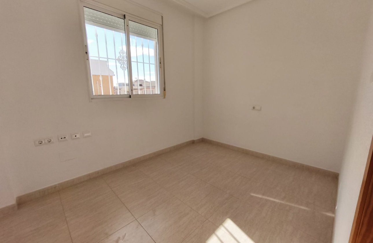 Resale - Town House -
Rojales - Inland