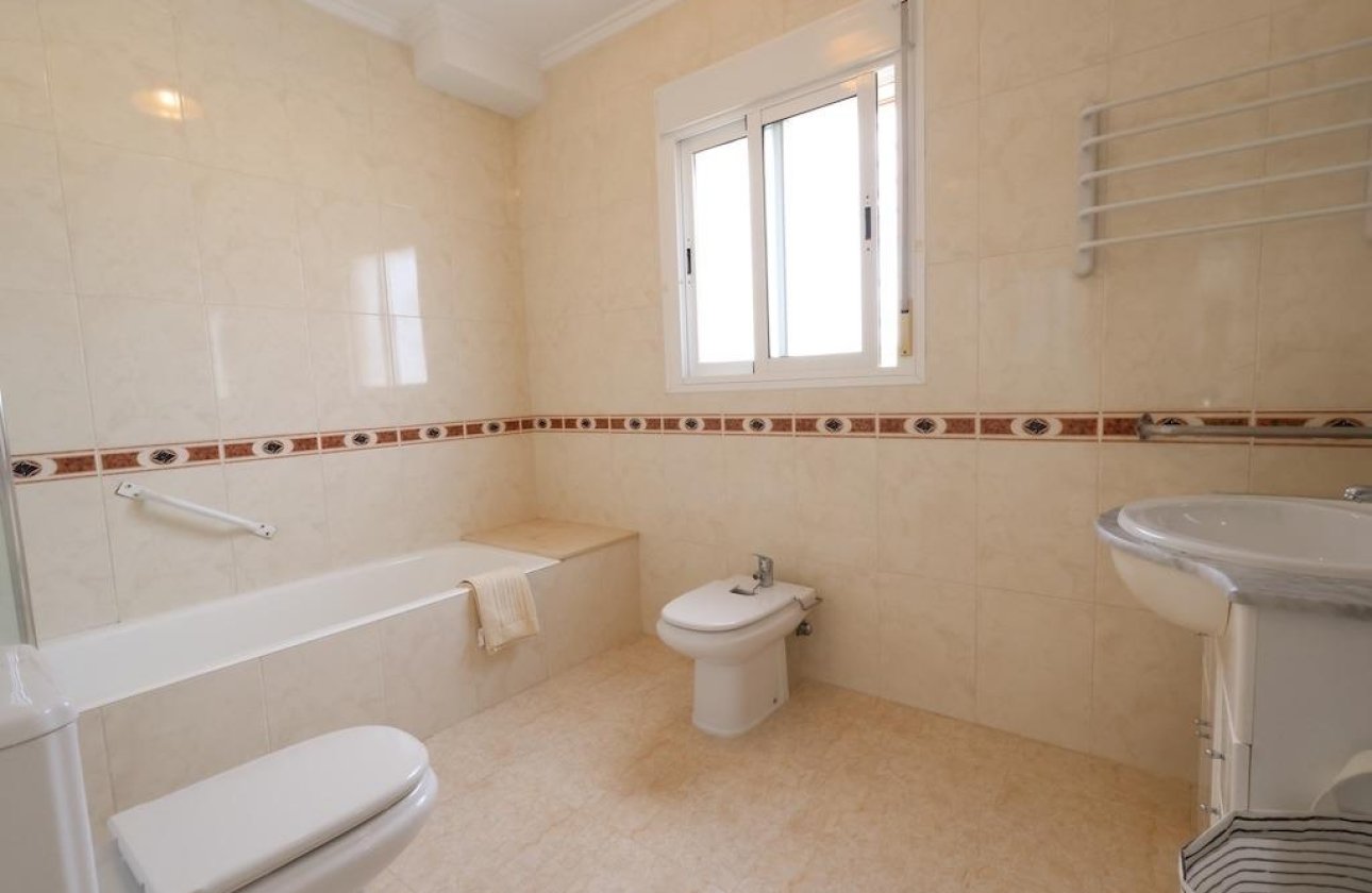 Resale - Town House -
Rojales - Inland