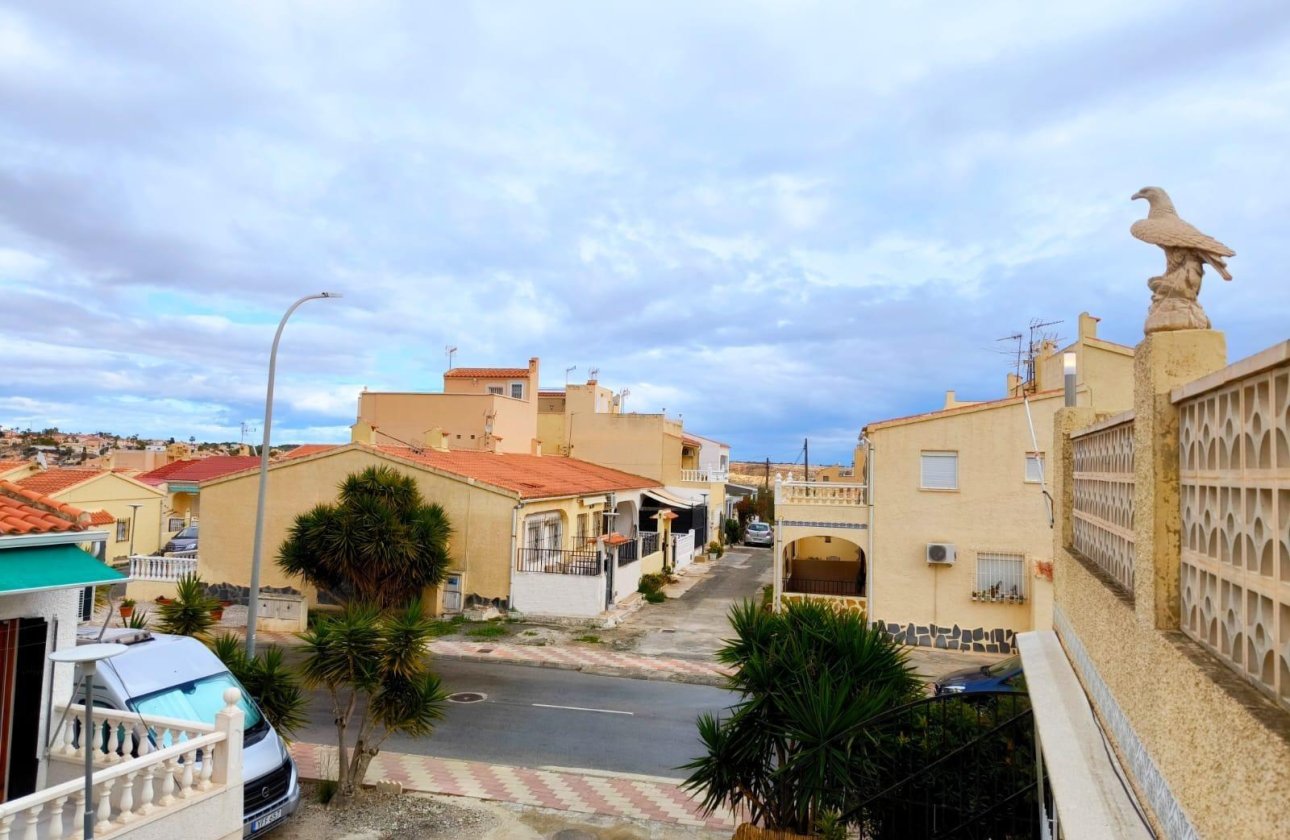 Resale - Town House -
San Fulgencio - La Marina - Urb. La Marina