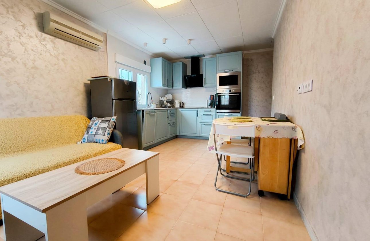 Resale - Town House -
San Fulgencio - La Marina - Urb. La Marina