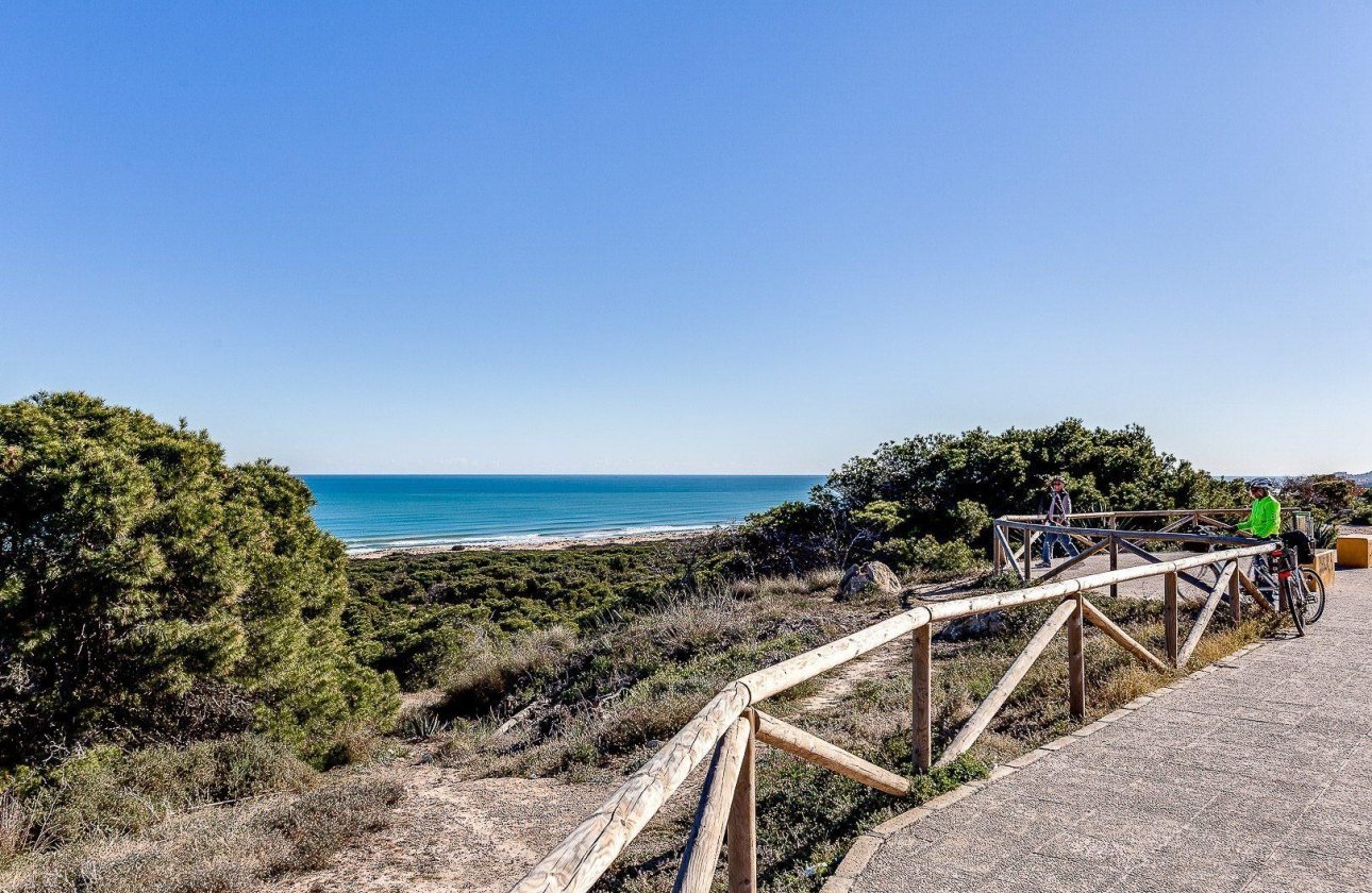 Resale - Town House -
San Fulgencio - La Marina