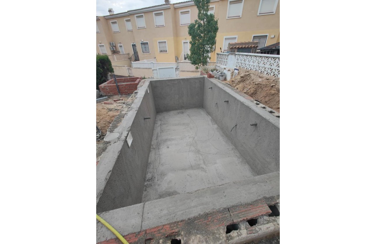 Resale - Town House -
San Miguel de Salinas - Blue Lagoon - Galán