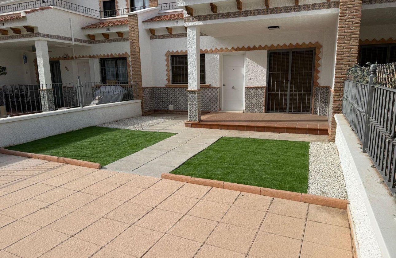 Resale - Town House -
San Miguel de Salinas - Ciudad De Las Comunicaciones