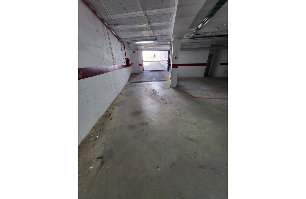 Resale - Town House -
San Miguel de Salinas - Ciudad De Las Comunicaciones