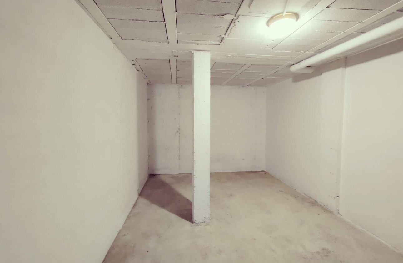 Resale - Town House -
San Miguel de Salinas - Ciudad De Las Comunicaciones