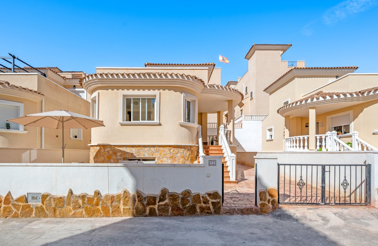 Resale - Town House -
San Miguel de Salinas - Costa Blanca