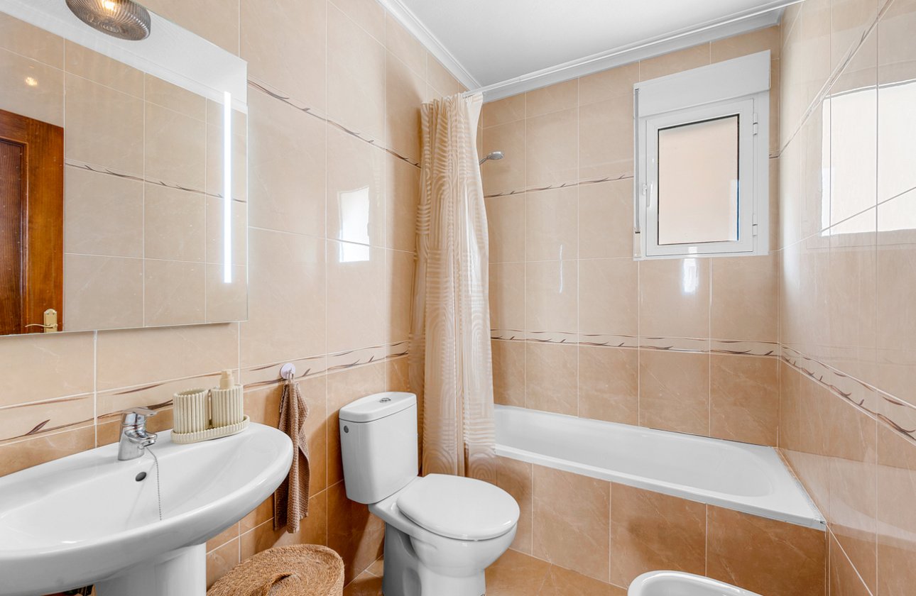 Resale - Town House -
San Miguel de Salinas - Costa Blanca