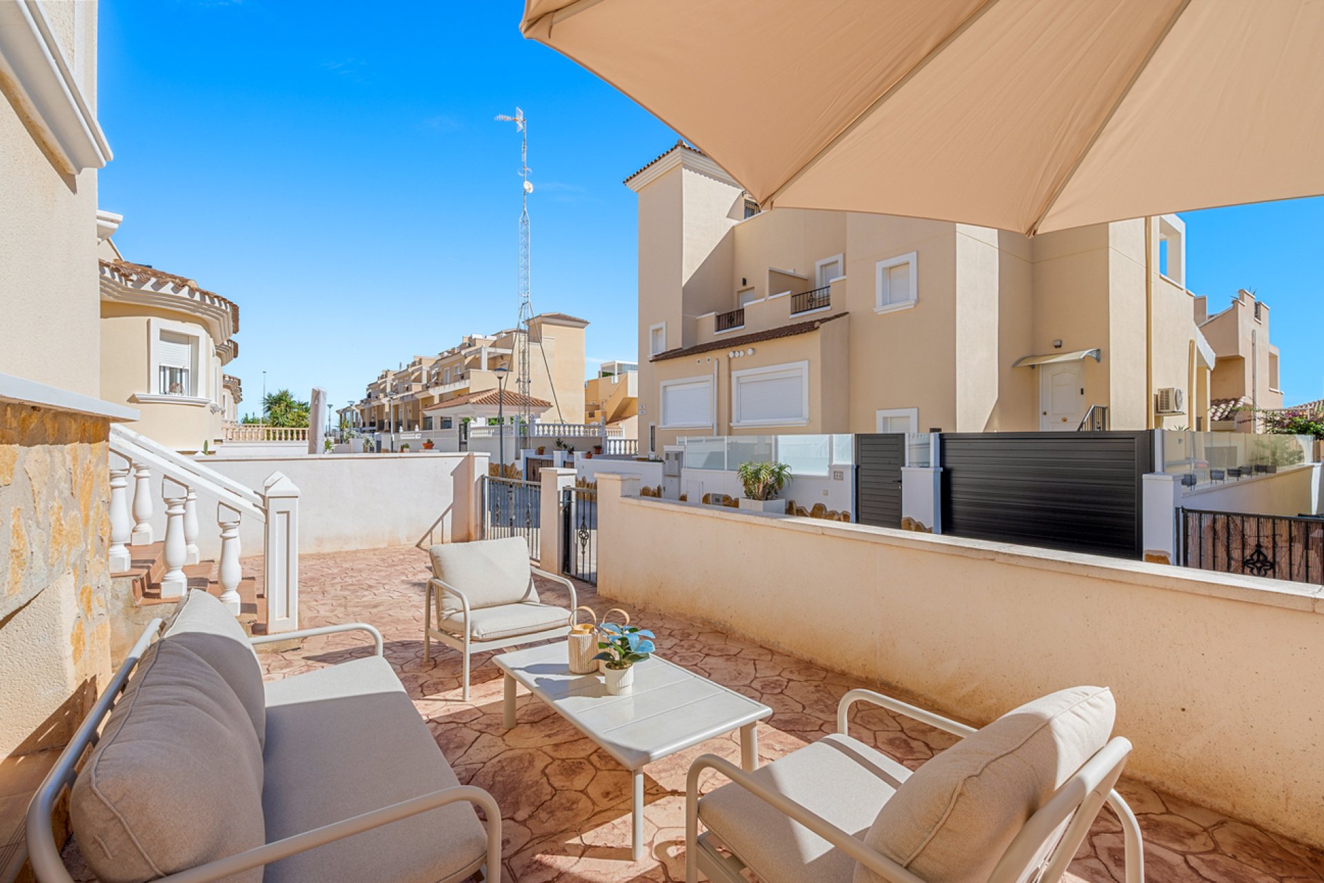 Resale - Town House -
San Miguel de Salinas - Costa Blanca