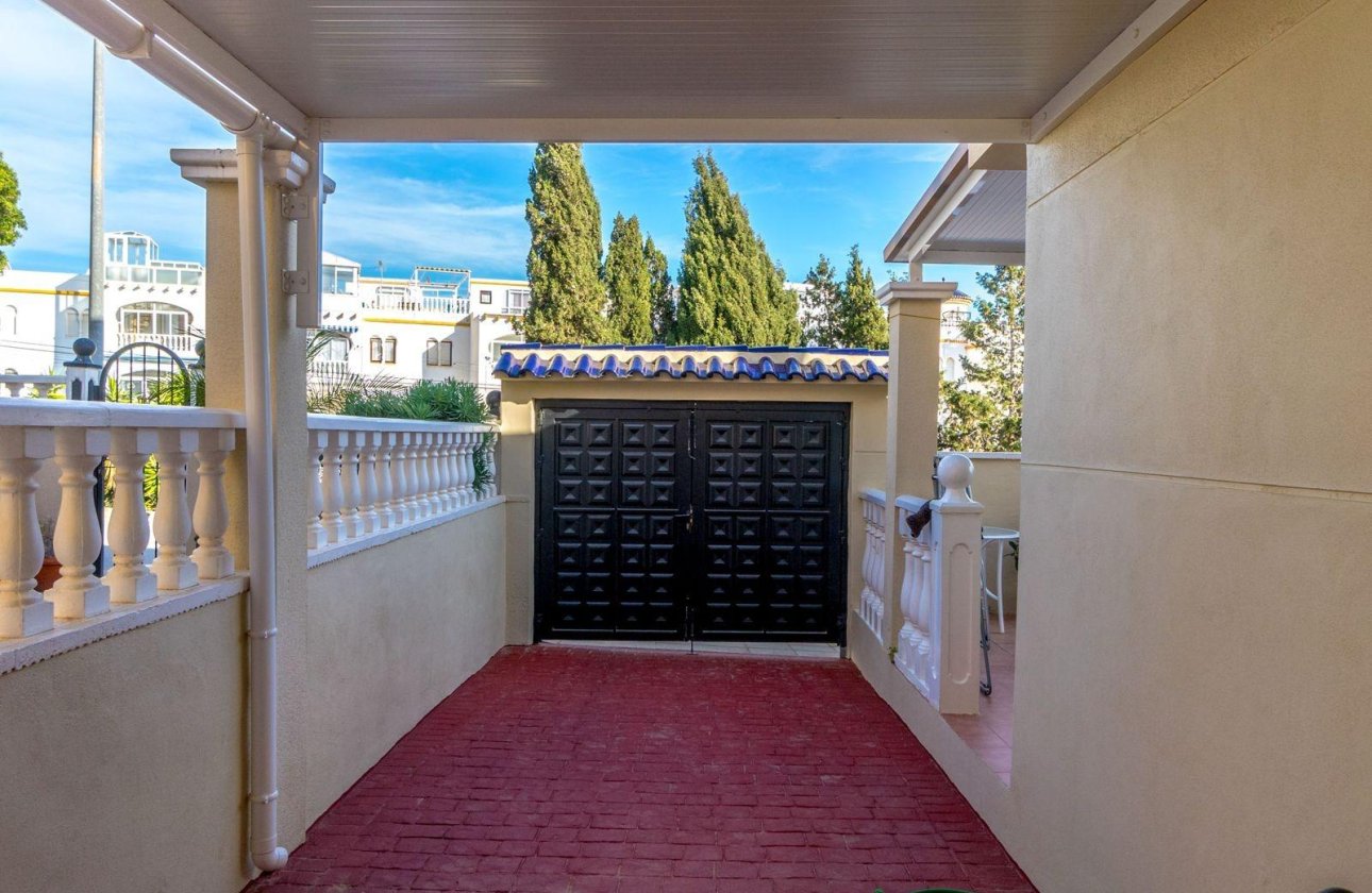 Resale - Town House -
San Miguel de Salinas - El Galán