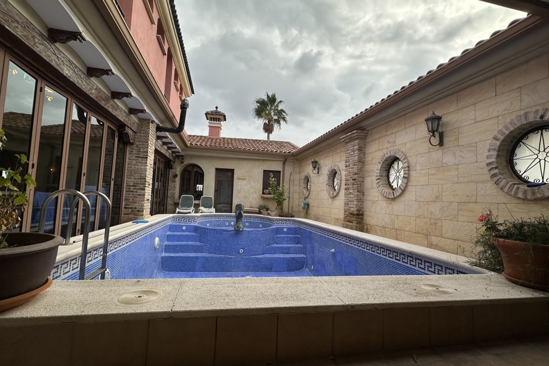 Resale - Town House -
San Miguel de Salinas - Inland