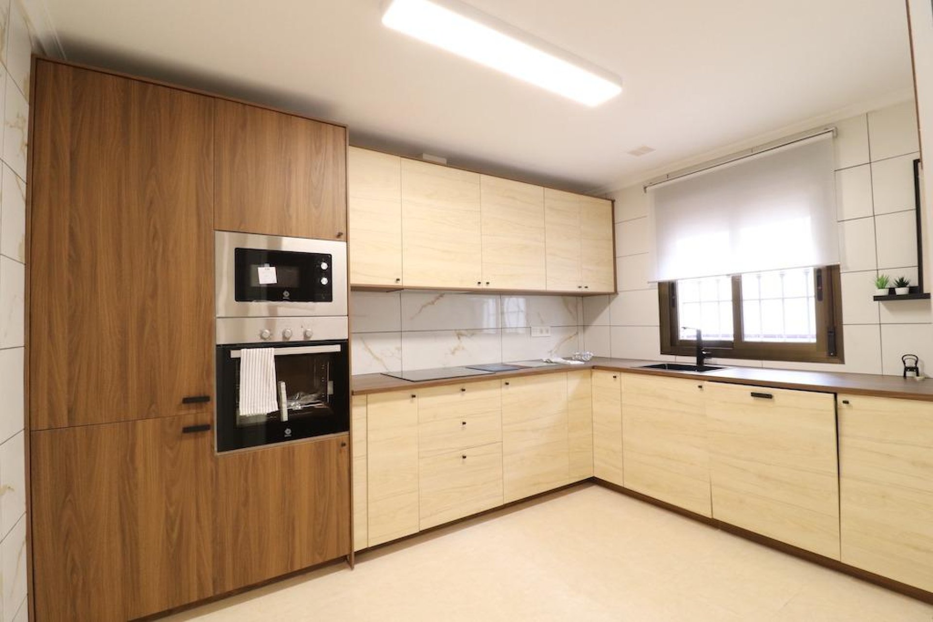 Resale - Town House -
San Miguel de Salinas - Inland