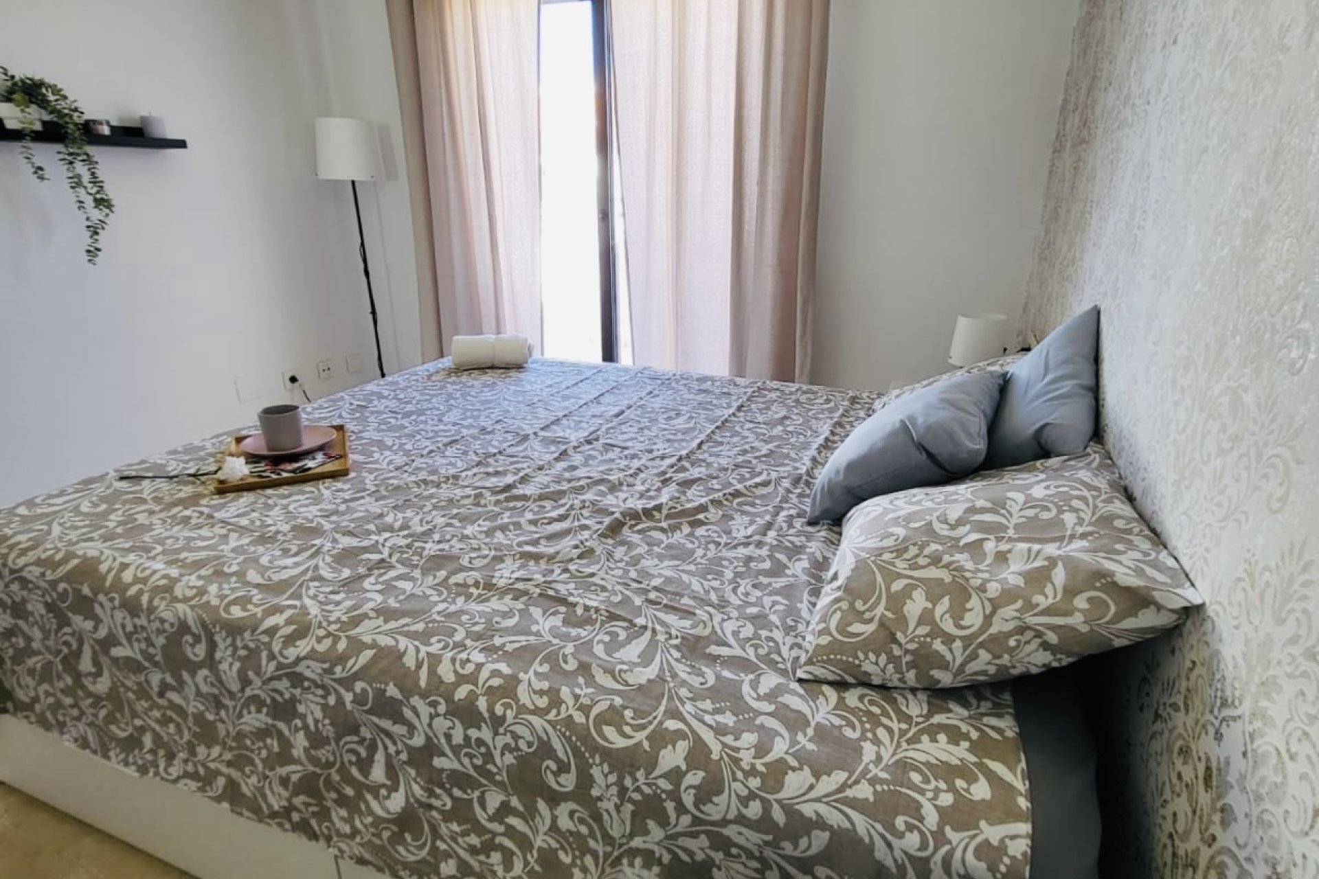 Resale - Town House -
San Miguel de Salinas - Inland