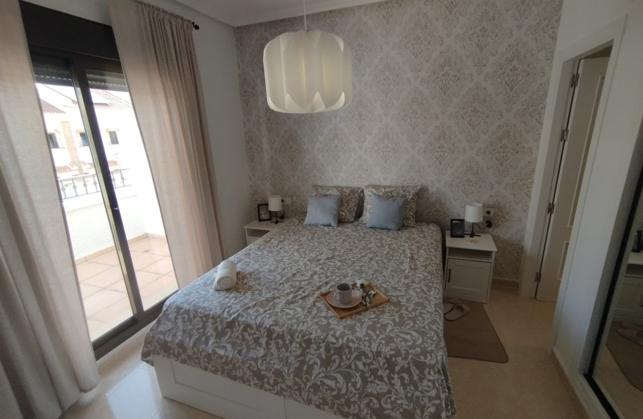 Resale - Town House -
San Miguel de Salinas - Inland