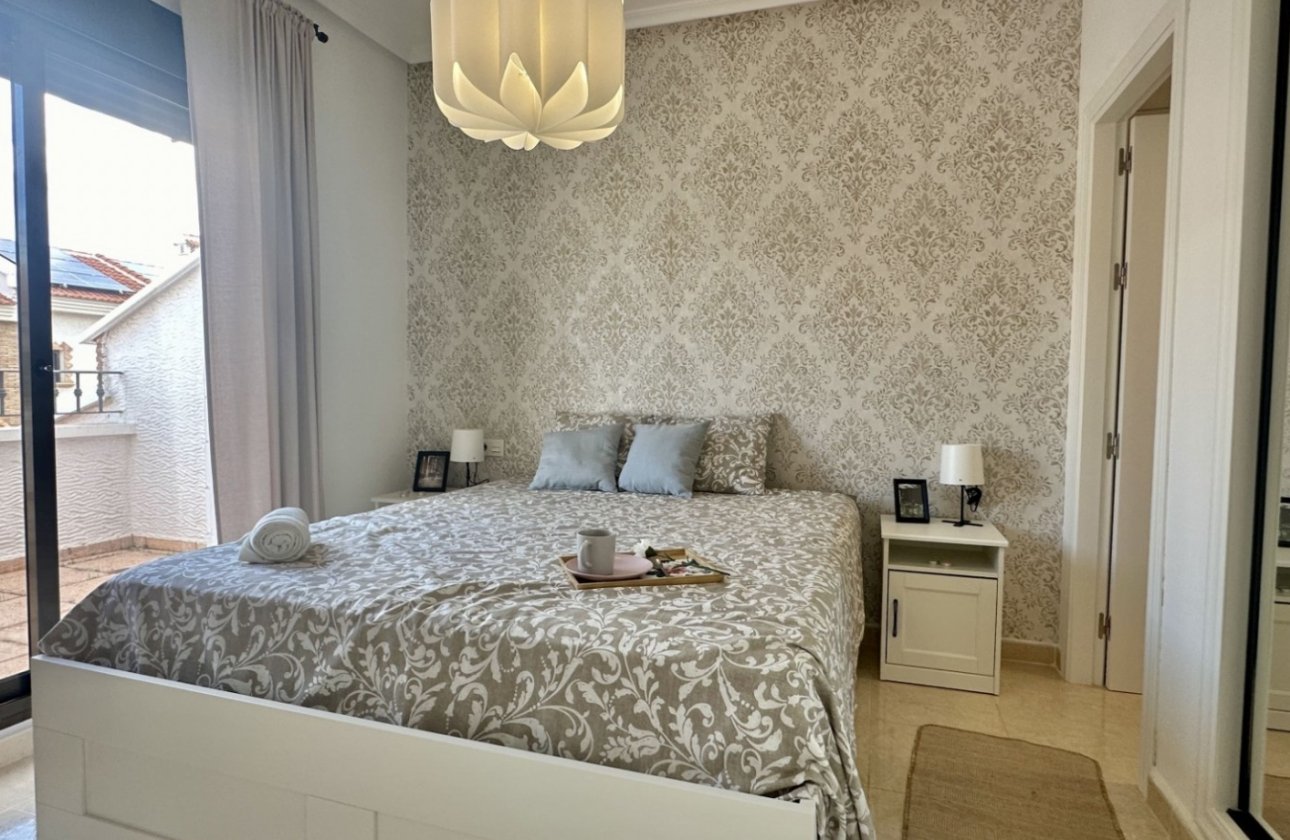 Resale - Town House -
San Miguel de Salinas - Inland