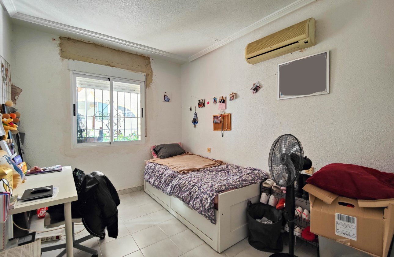 Resale - Town House -
San Miguel de Salinas - Inland