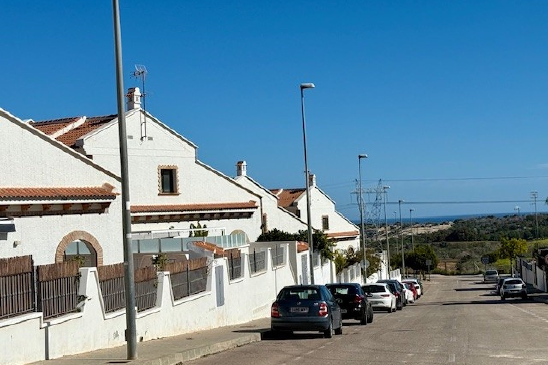 Resale - Town House -
San Miguel de Salinas - Inland