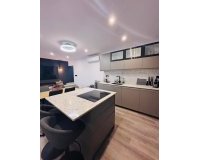 Resale - Town House -
San Miguel de Salinas - Inland