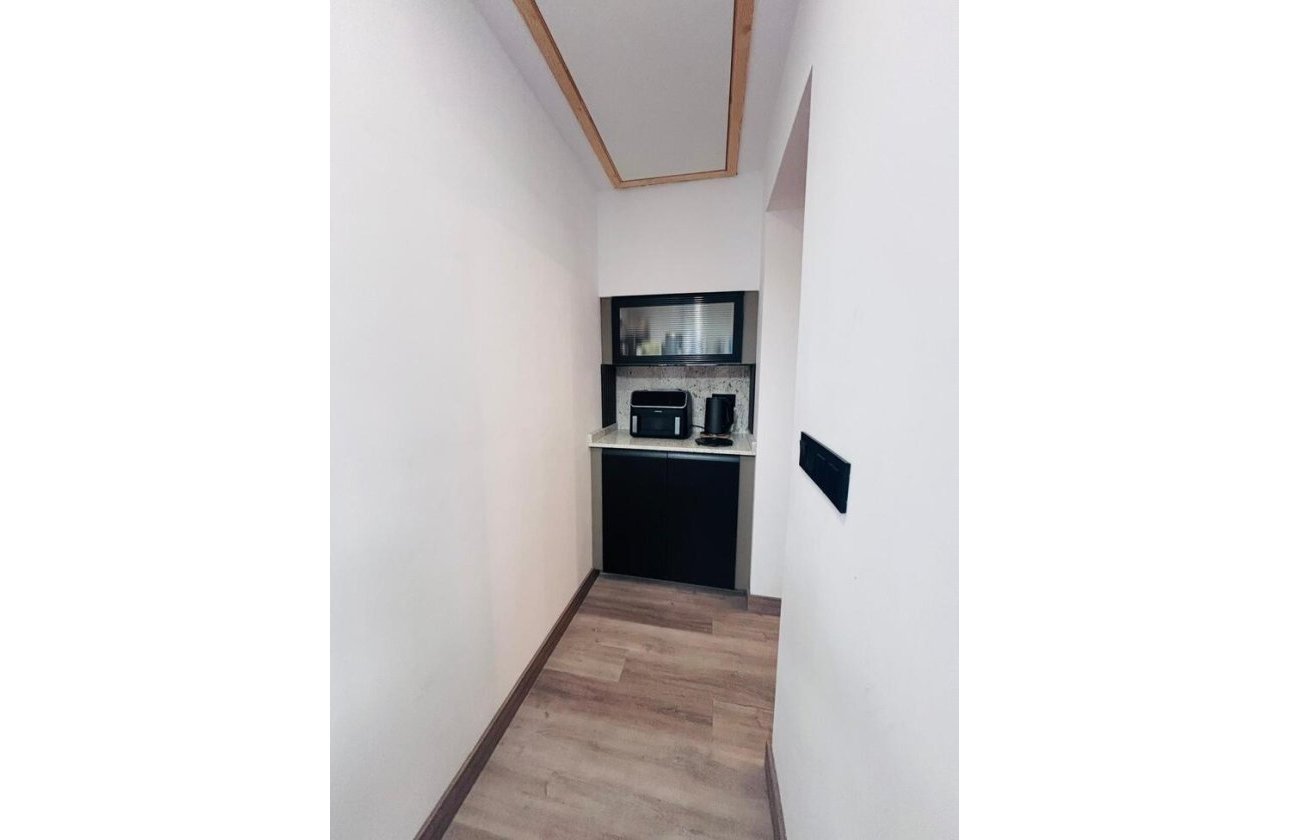 Resale - Town House -
San Miguel de Salinas - Inland