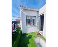 Resale - Town House -
San Miguel de Salinas - Inland