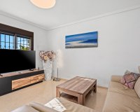 Resale - Town House -
San Miguel de Salinas - Inland