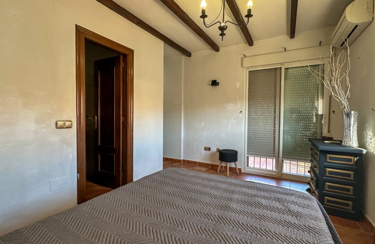 Resale - Town House -
San Miguel de Salinas - Inland