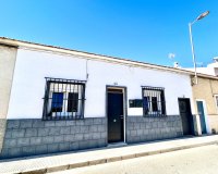 Resale - Town House -
San Miguel de Salinas - Inland