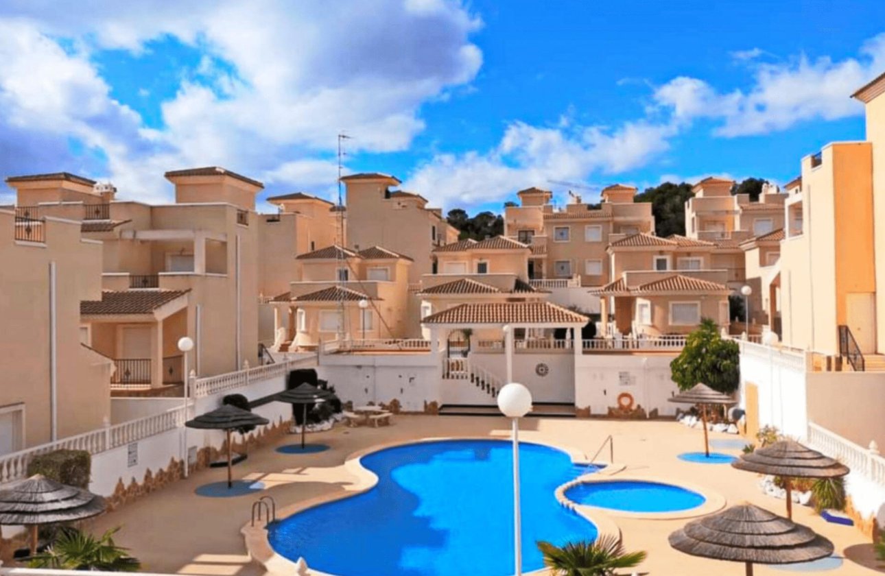 Resale - Town House -
San Miguel de Salinas - Mirador De San Miguel