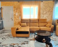 Resale - Town House -
San Miguel de Salinas - Mirador De San Miguel