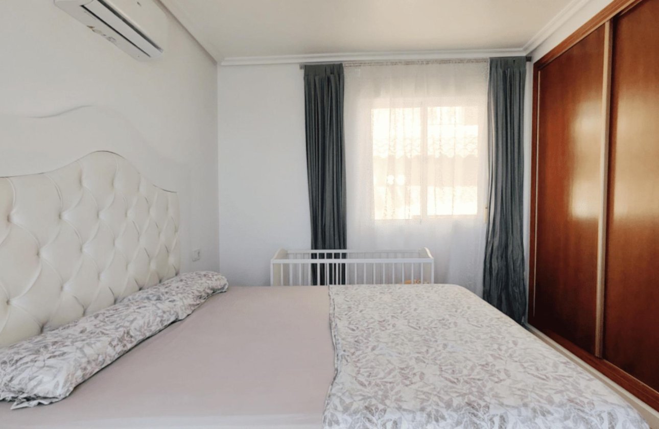 Resale - Town House -
San Miguel de Salinas - Mirador De San Miguel