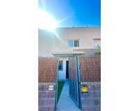 Resale - Town House -
Torrevieja - Aguas Nuevas