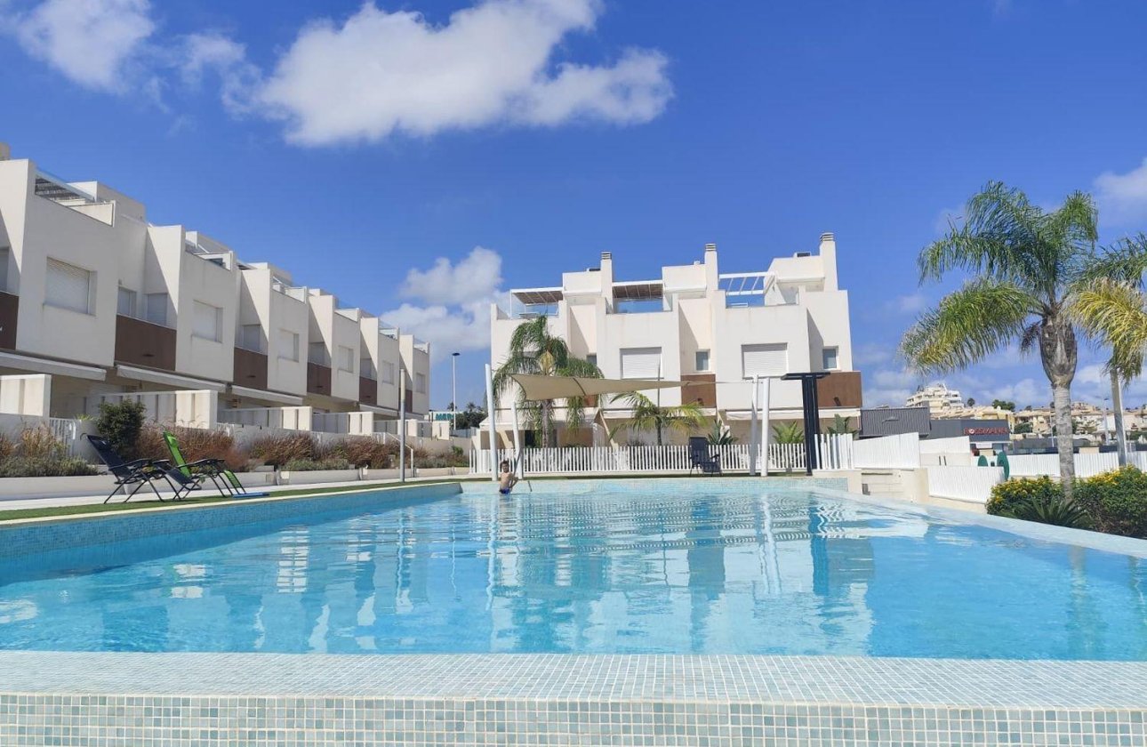 Resale - Town House -
Torrevieja - Aguas Nuevas