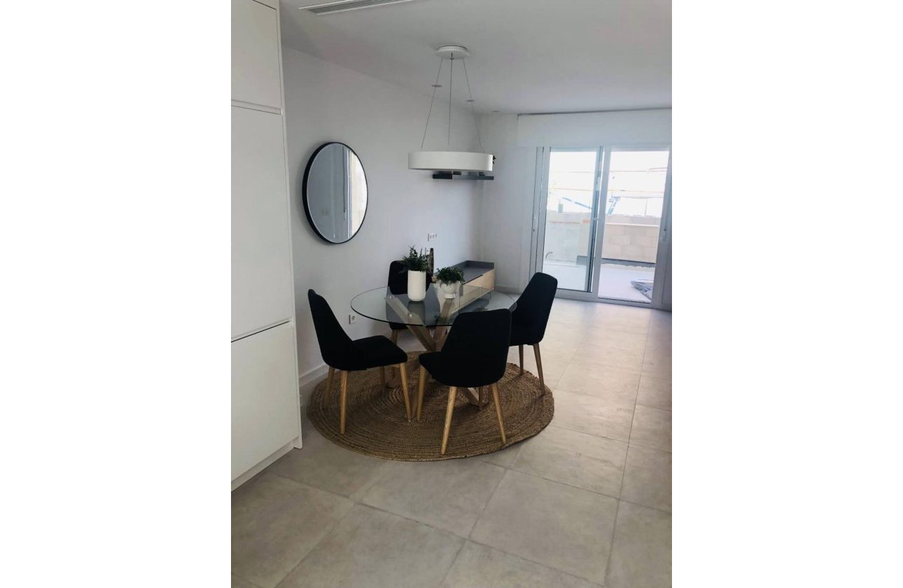 Resale - Town House -
Torrevieja - Aguas Nuevas