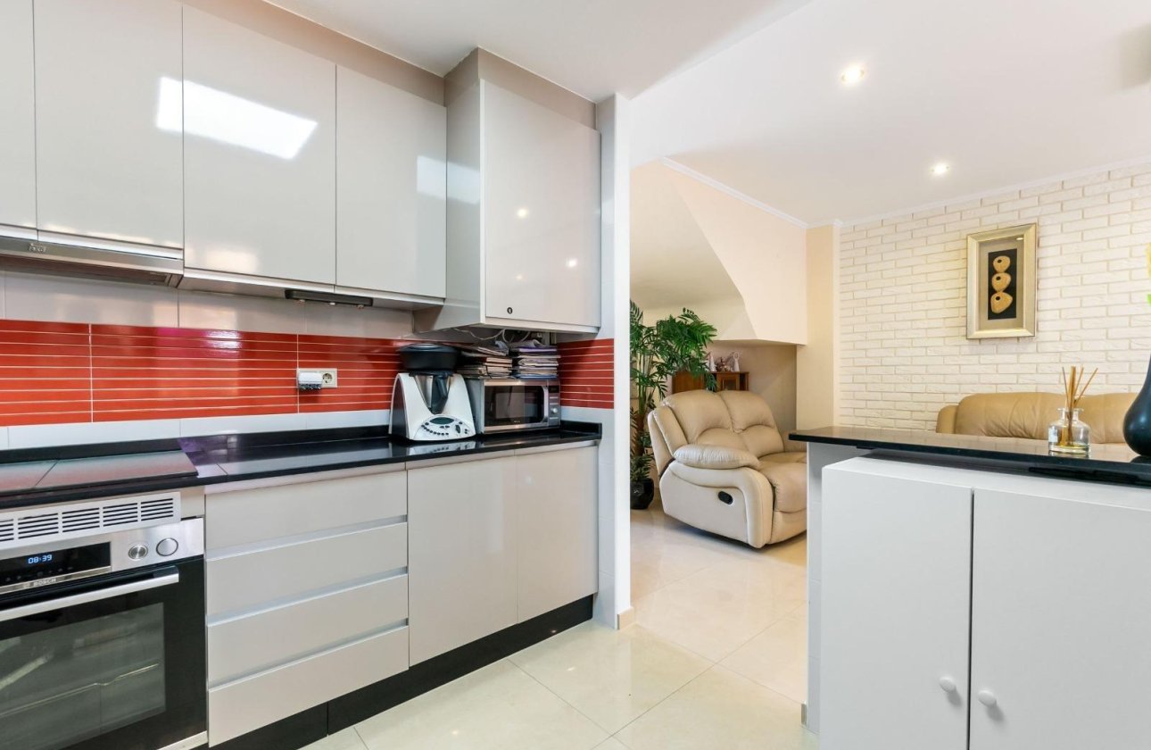 Resale - Town House -
Torrevieja - Aguas Nuevas