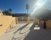 Resale - Town House -
Torrevieja - Aguas Nuevas