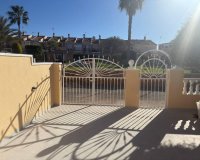 Resale - Town House -
Torrevieja - Aguas Nuevas
