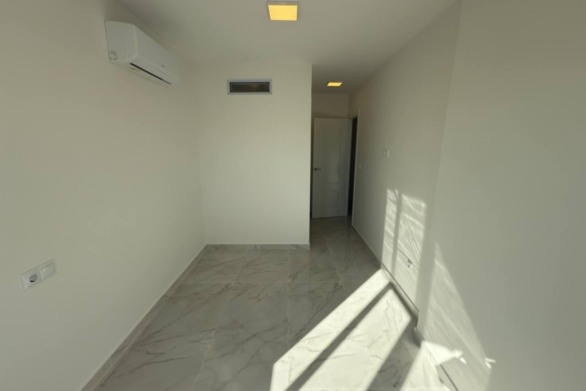 Resale - Town House -
Torrevieja - Aguas Nuevas
