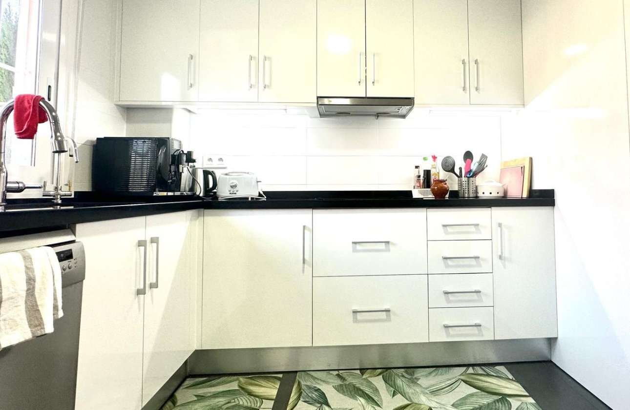 Resale - Town House -
Torrevieja - Aguas Nuevas