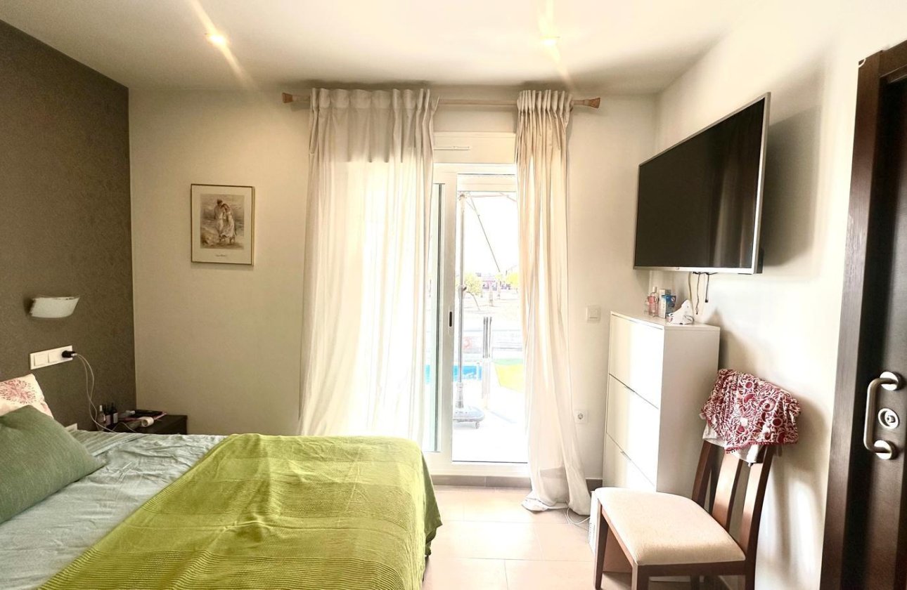 Resale - Town House -
Torrevieja - Aguas Nuevas