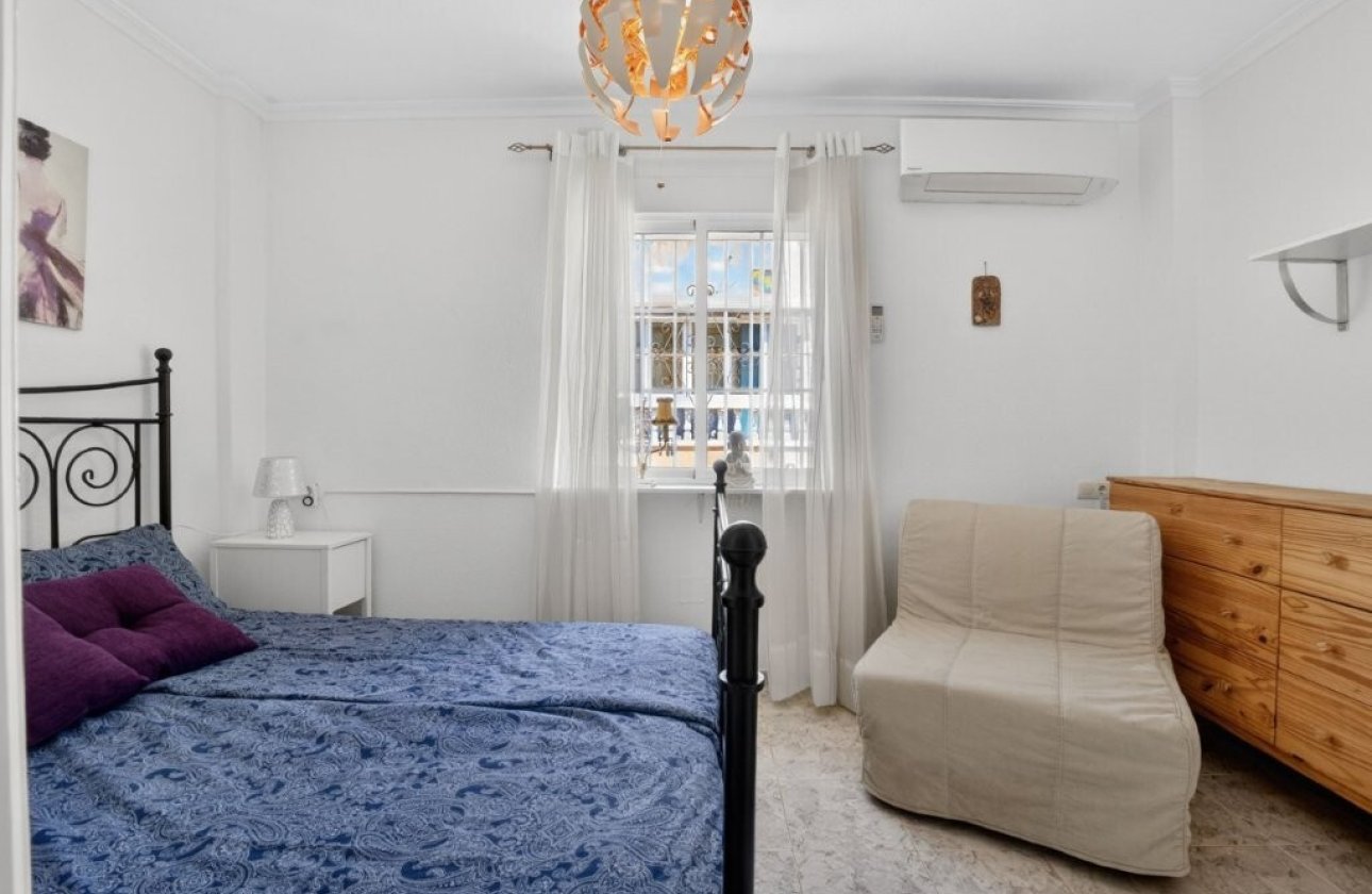 Resale - Town House -
Torrevieja - Aguas Nuevas