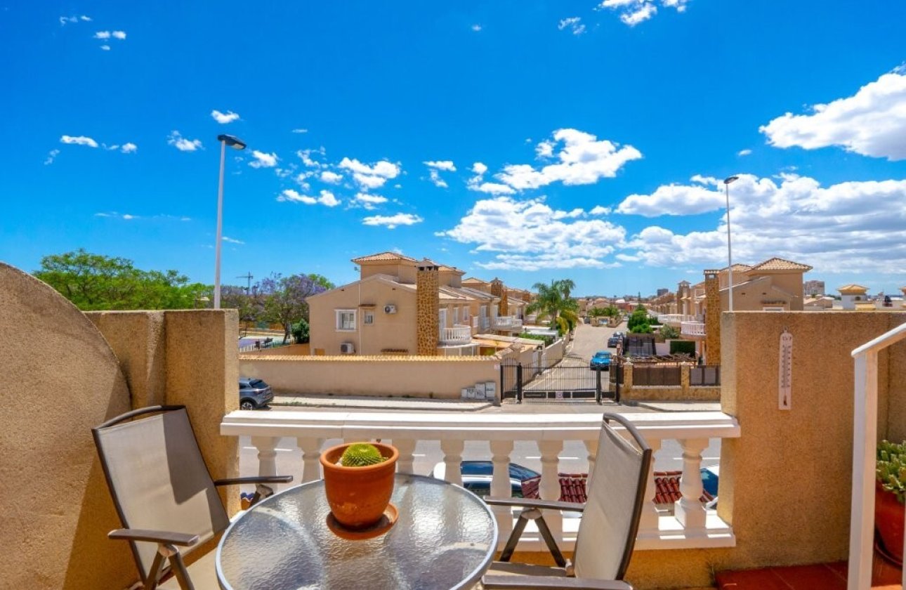 Resale - Town House -
Torrevieja - Aguas Nuevas