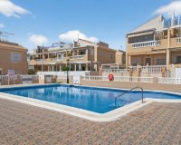 Resale - Town House -
Torrevieja - Aguas Nuevas