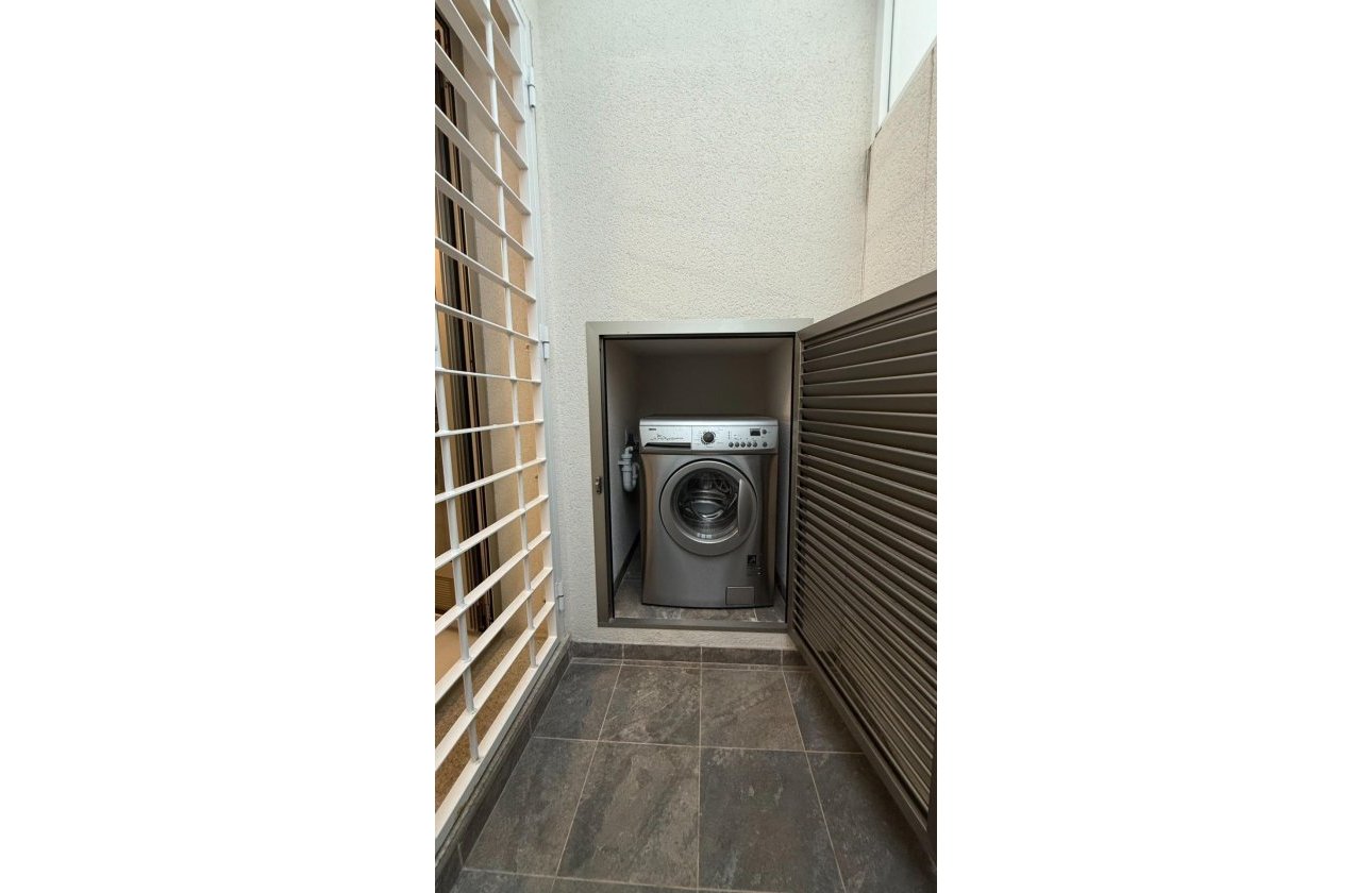 Resale - Town House -
Torrevieja - Aguas Nuevas
