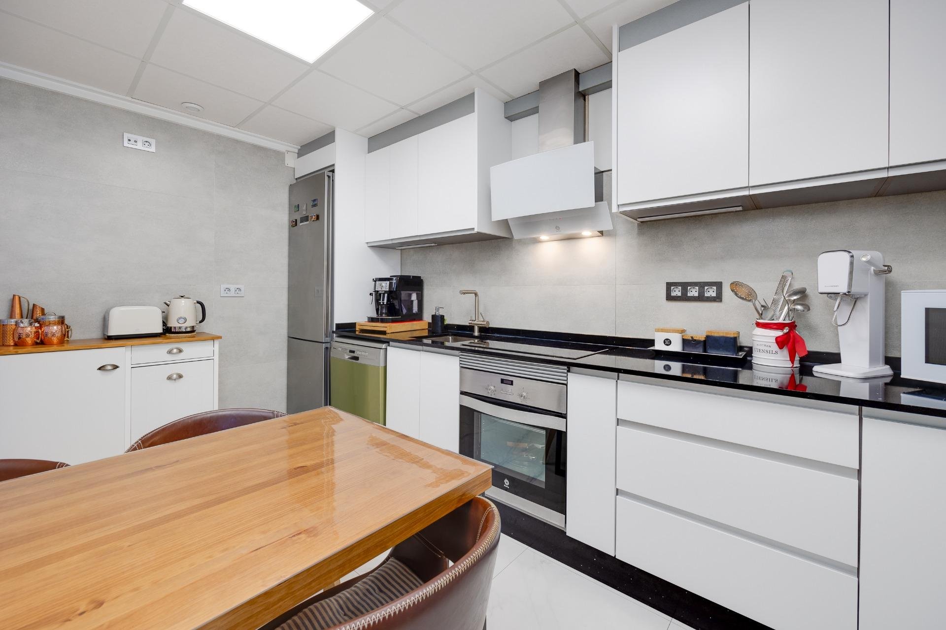 Resale - Town House -
Torrevieja - Aguas Nuevas