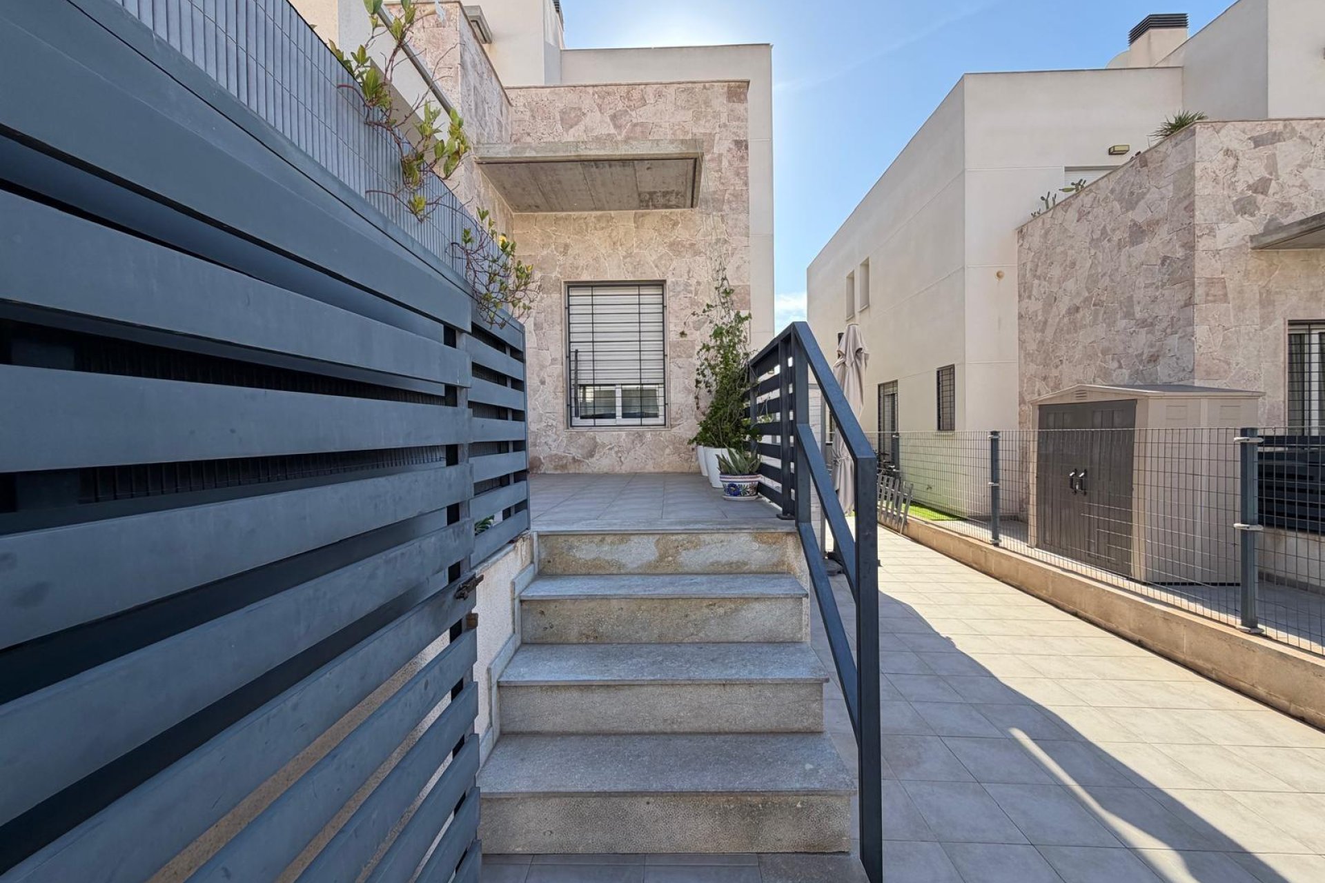 Resale - Town House -
Torrevieja - Aguas Nuevas